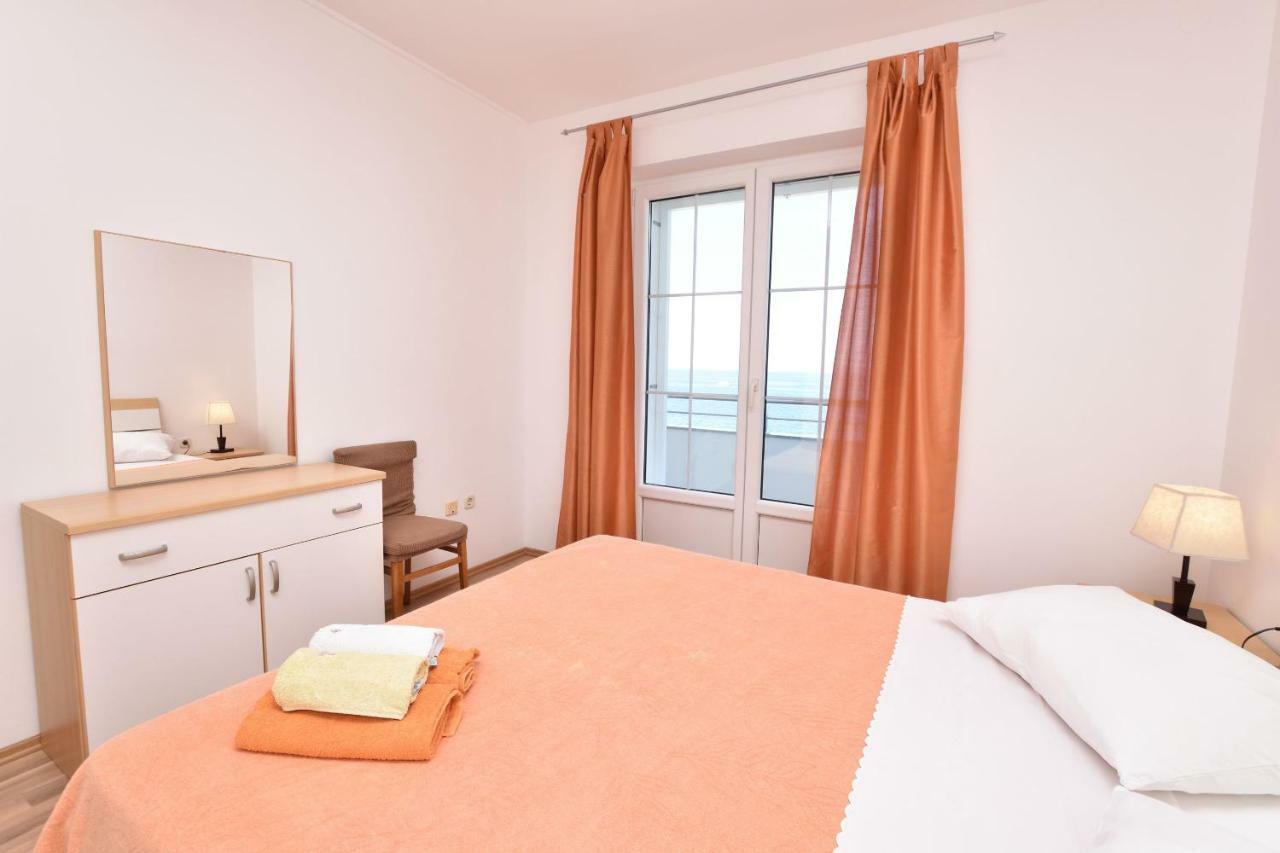Apartments Brico Primošten Eksteriør billede