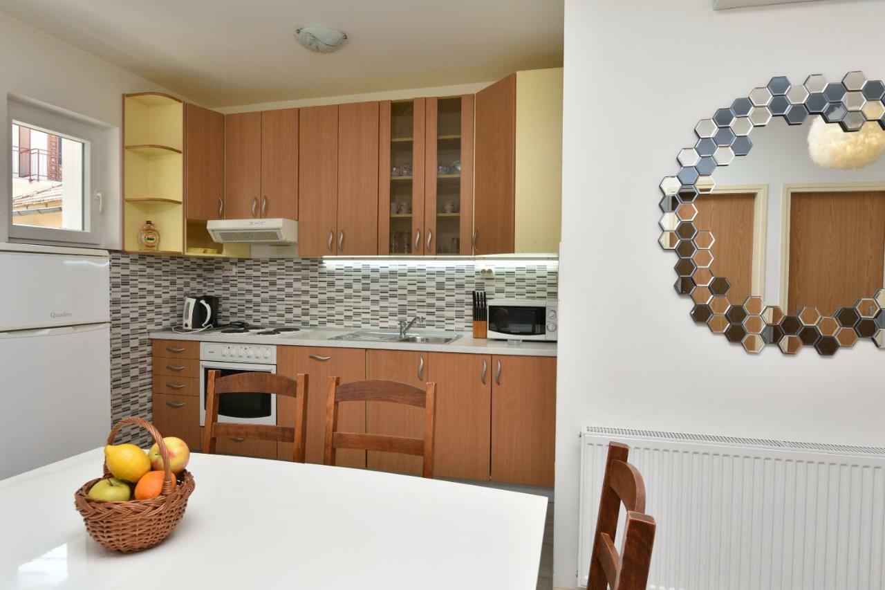 Apartments Brico Primošten Eksteriør billede