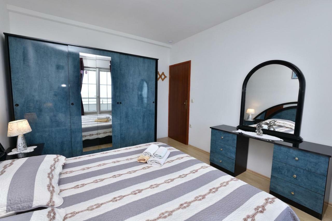 Apartments Brico Primošten Eksteriør billede