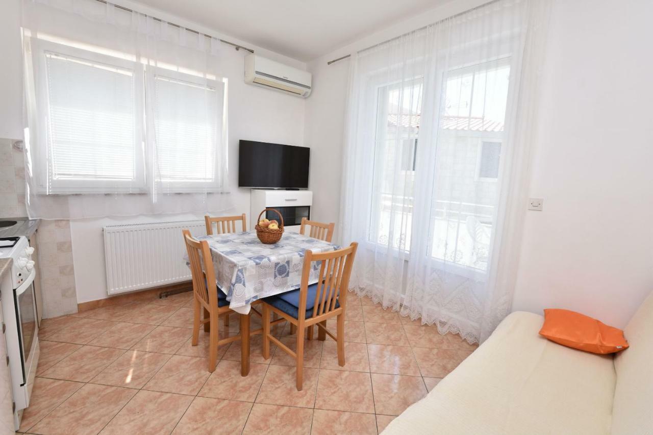 Apartments Brico Primošten Eksteriør billede